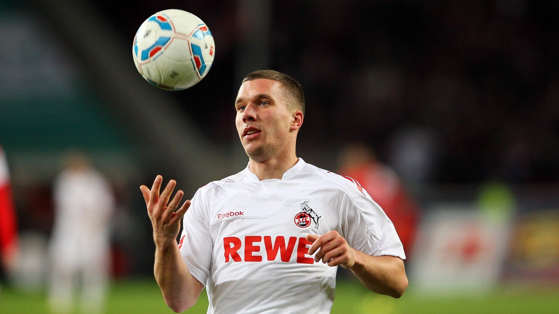 金色狂潮与东方回响,哈兰德三季封神,为何中国球迷心潮澎湃?哈兰德三季封神激荡中国球迷心潮