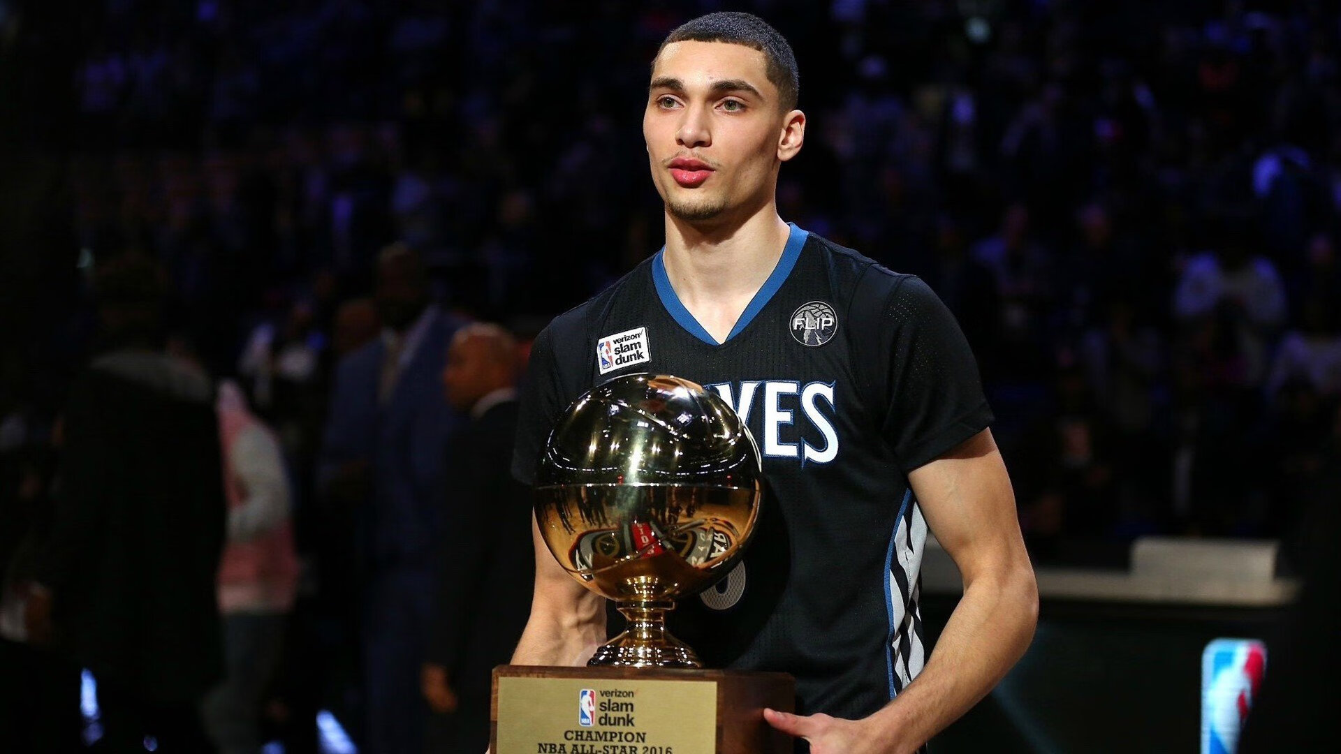 败北的星光与重生的蓝图，德布劳内的孤勇与湖人的晨曦，星光与蓝图，德布劳内的孤勇，湖人的晨曦